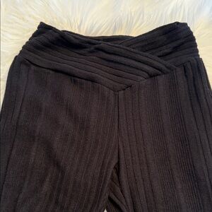Women's Black Ribbed Leggings